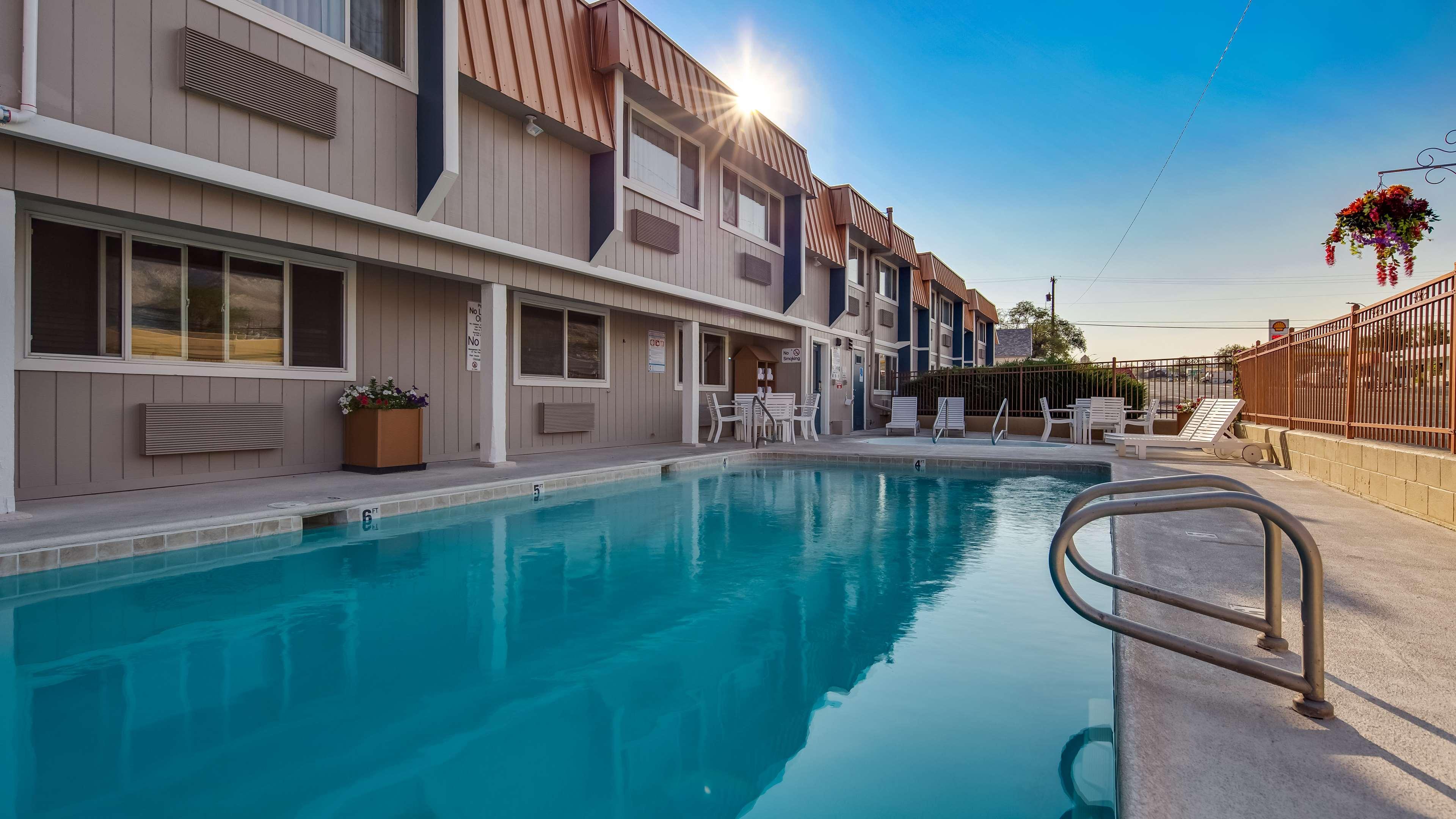 Best Western Hi-Desert Inn Tonopah Exterior photo